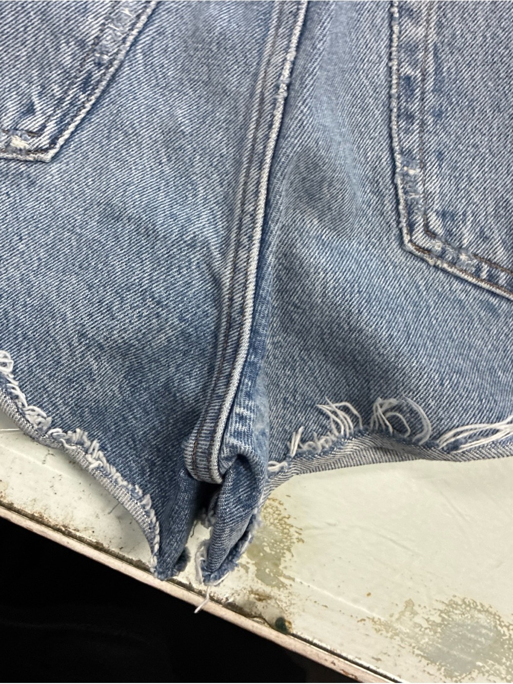 AGOLDE Parker High Rise Denim Cut Off Shorts Light Wash Blue Cotton SZ 26 NWT - Picture 12 of 16